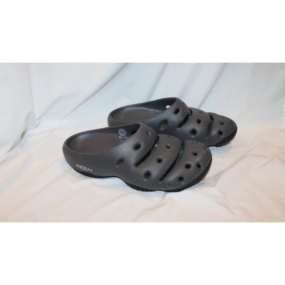 Keen Yogui Yogi Men Slip's  On Clogs Comfort Sandals Gray NWOB SZ 12